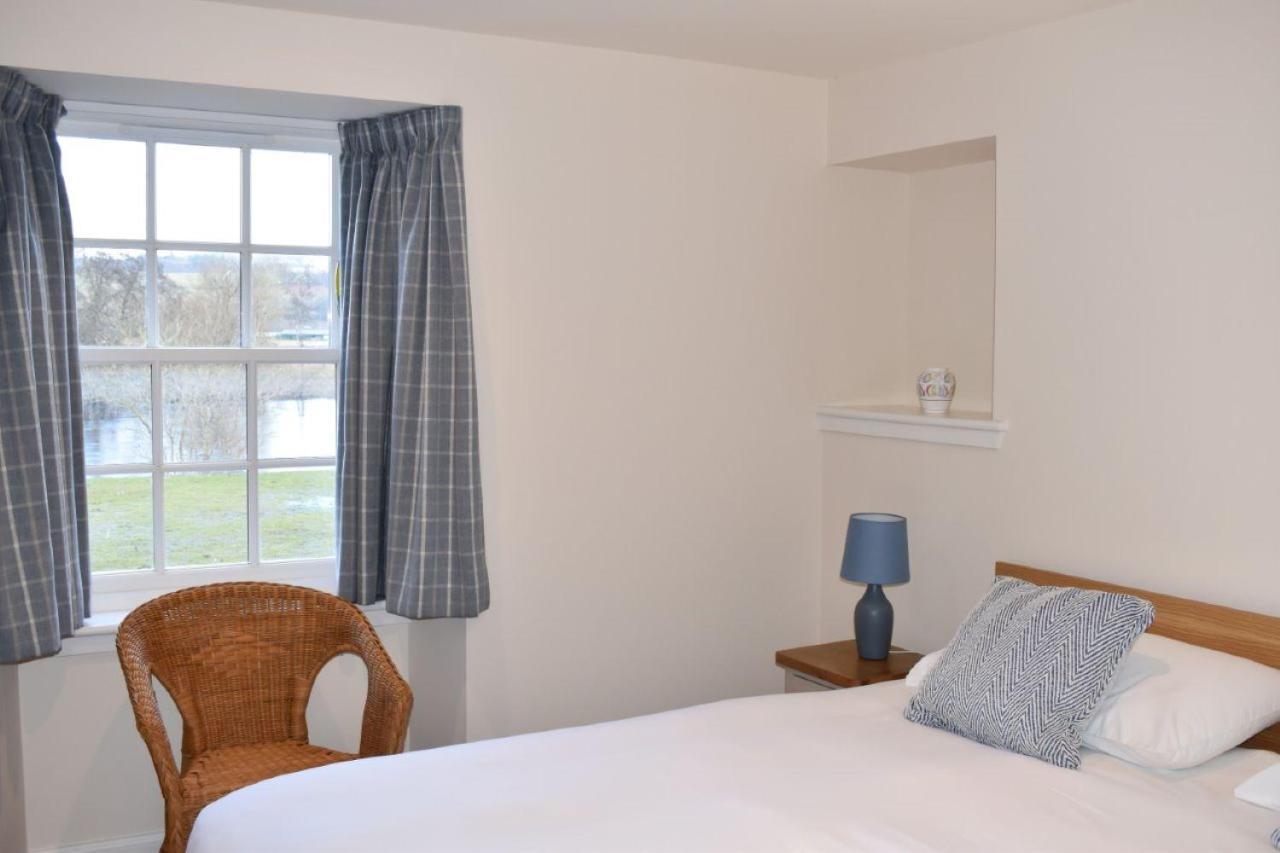 Heron Cottage, Port O Tay Питлохри Экстерьер фото